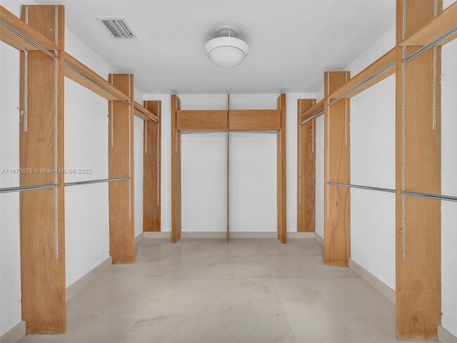 Building Photo - 5901 SW 136th St