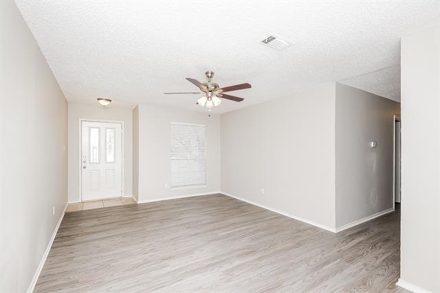 Building Photo - 6400 Rock Springs Dr