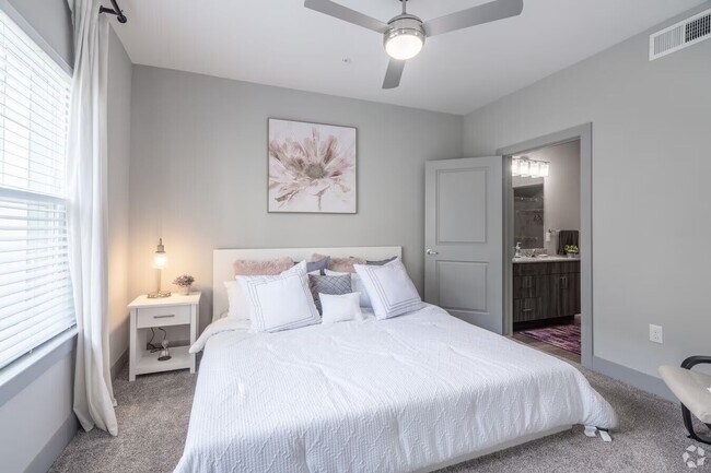 Building Photo - Your Private Haven