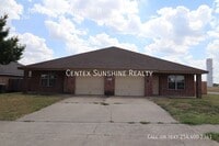 Building Photo - 5008 John David Dr