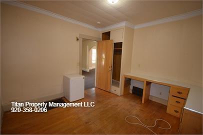 Building Photo - 860 Cherry St