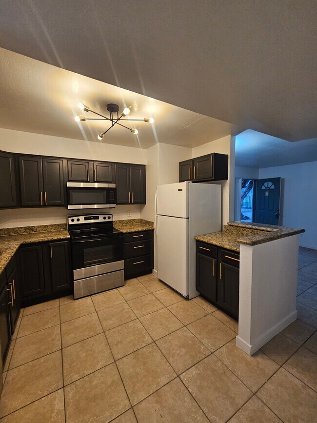 Building Photo - Mountain View Condo Rentals