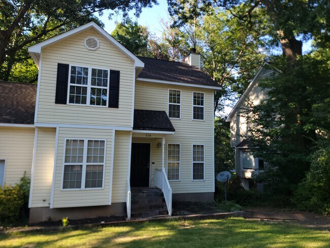 Primary Photo - 116 Fox Chase