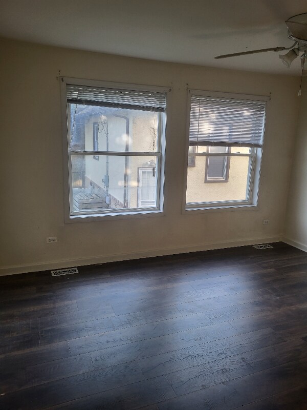 Building Photo - 1811 Emerson St