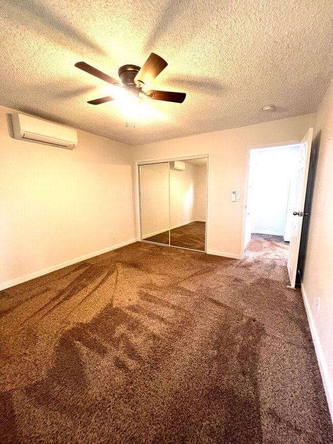 Building Photo - Private Back House with single garage & yard