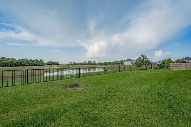 Building Photo - 1315 Jadestone View Ln