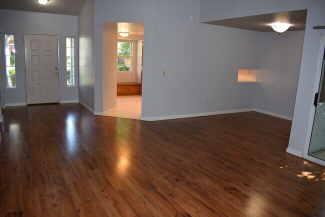 Building Photo - 6830 Paseo Del Sol Way