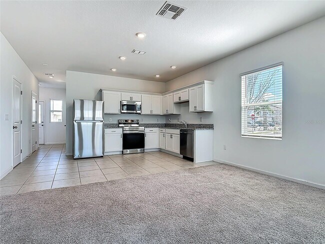 Building Photo - 373 Grand Pne Ln