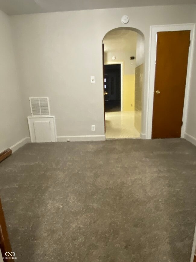 Building Photo - 5358 Winthrop Ave