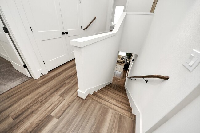 Building Photo - 6018 Knox St