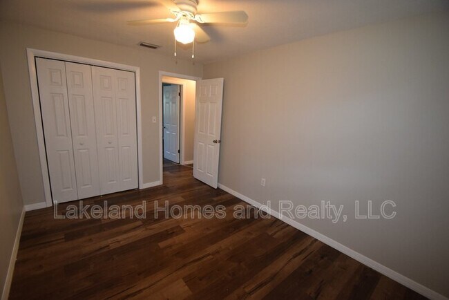 Building Photo - 2720 S San Gully Rd