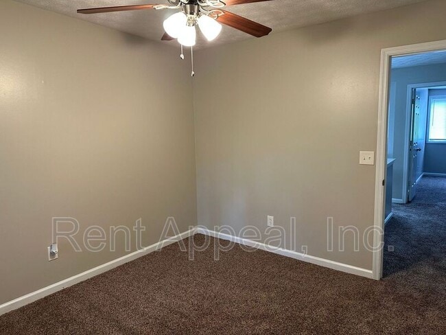 Building Photo - 1560 Burnstone Dr