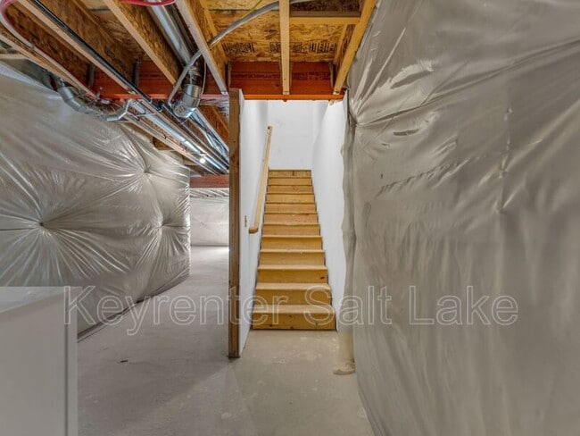 Building Photo - 8729 Park Slope Ln