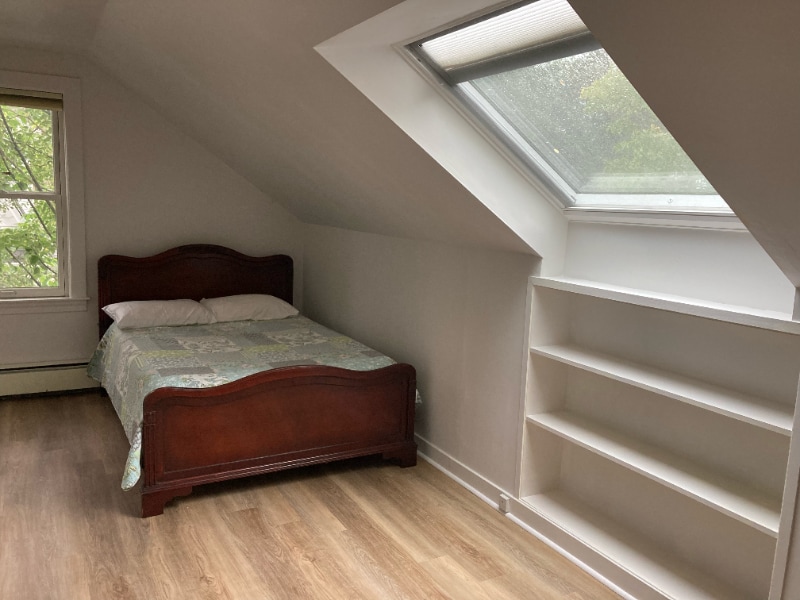 Building Photo - 47 Florence St