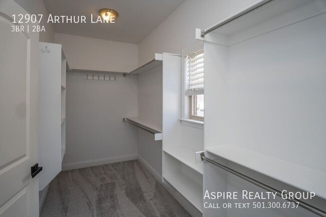 Building Photo - 12907 Arthur Ln
