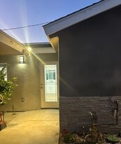 Building Photo - 4852 Stancroft Ave