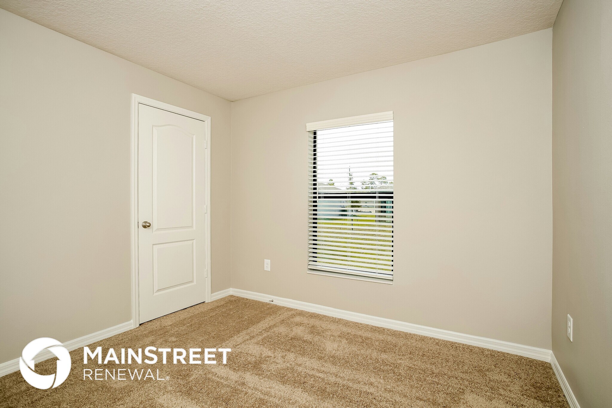 Building Photo - 208 Hyacinth Ct