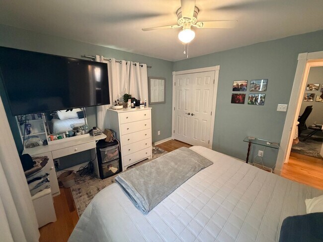 Building Photo - Charming 2 Bedroom Home with Spacious Yard in Henrico!