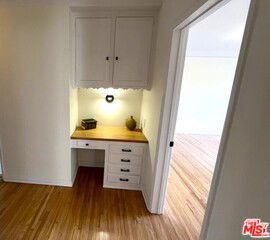 Building Photo - 958 N Vista St