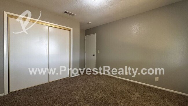 Building Photo - 14207 Sky View Ln