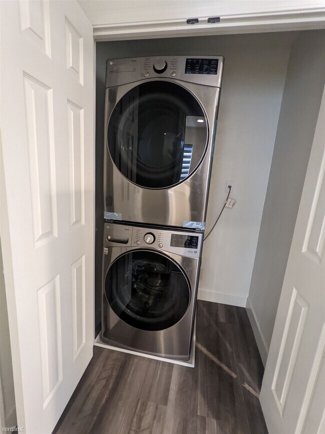 Building Photo - 2 br, 2 bath Townhome - 2995 Ellis Town Drive