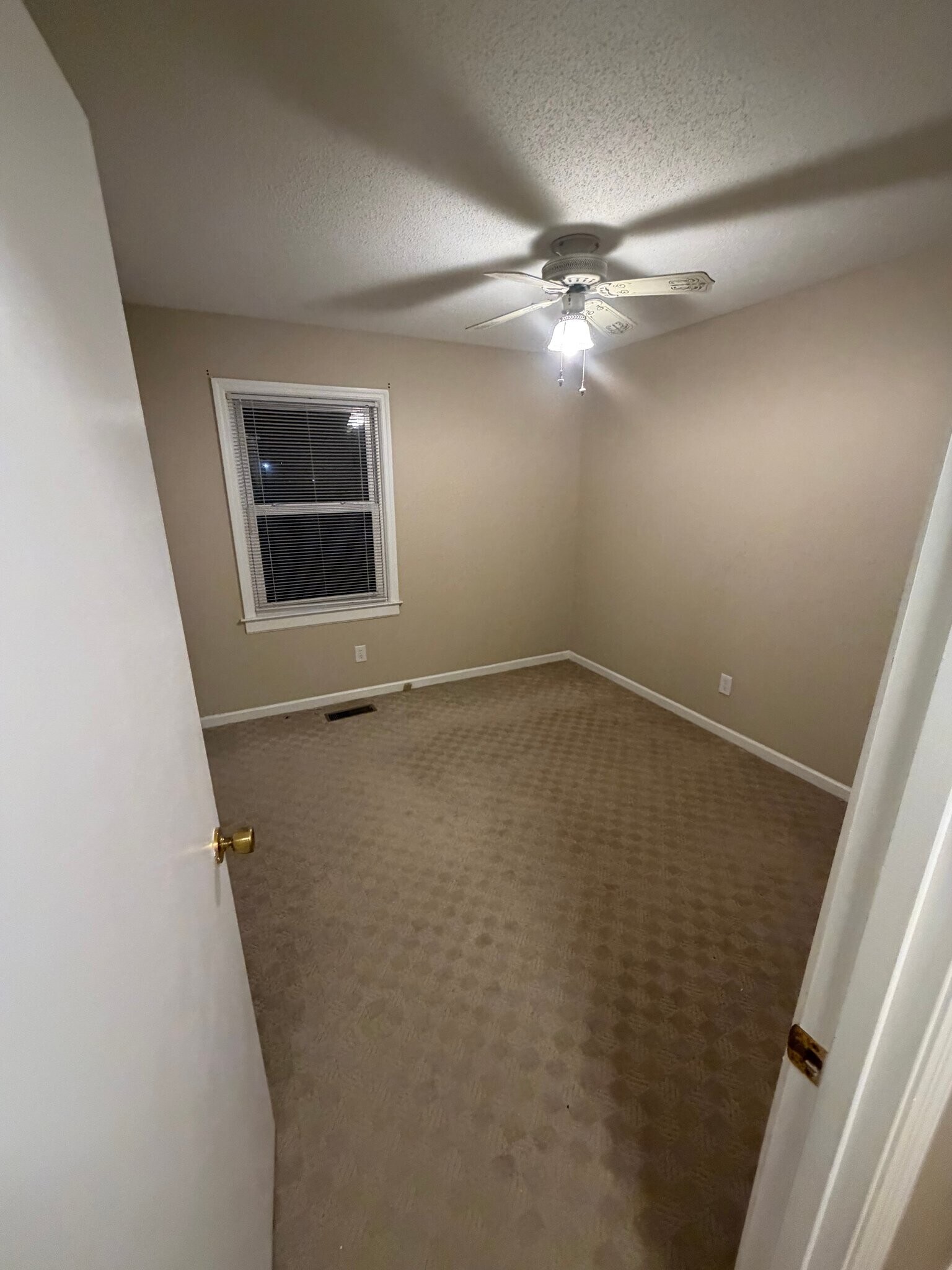 Building Photo - 280 Currituck Rd