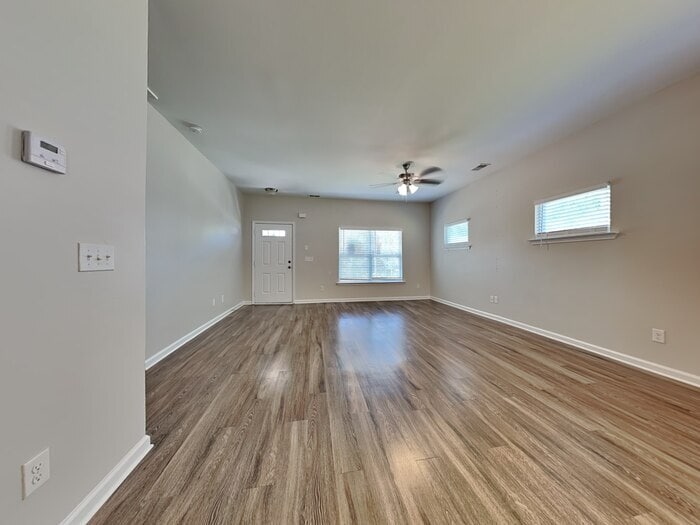 Building Photo - 232 St Andrews Pl Dr
