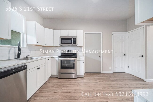 Building Photo - 5626 S 21st St