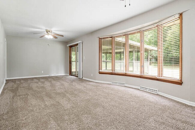 Building Photo - 3979 Elva Ln