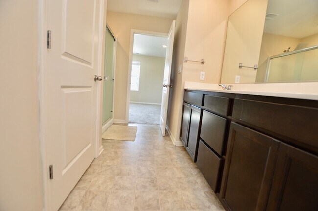 Building Photo - 6816 Cobble Spgs Ln