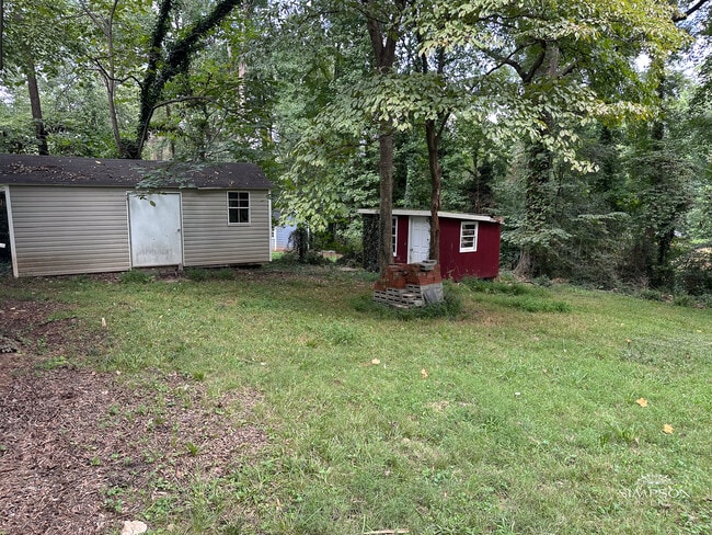 Building Photo - 2132 Eaton Rd