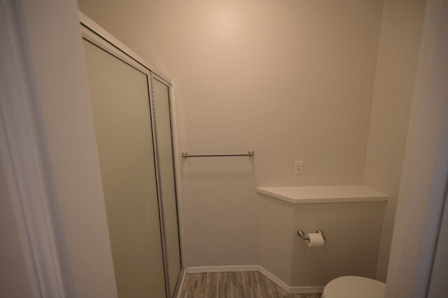Building Photo - 2 bed plus office, 2 bathroom condo in Sun...
