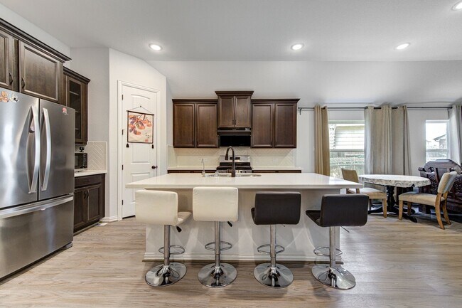 Building Photo - 3507 Sunburst Ct