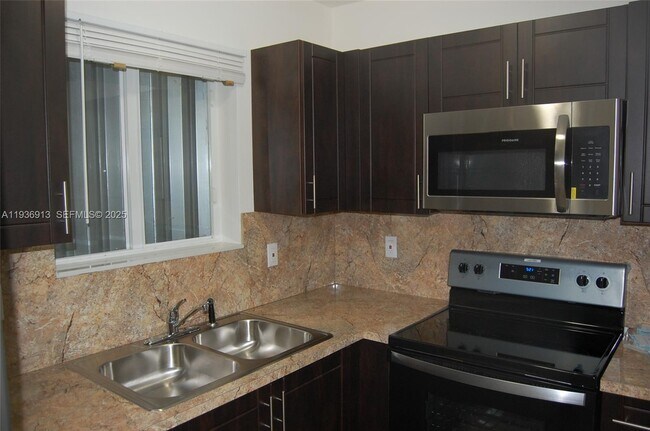 Building Photo - 2184 NW 63rd St