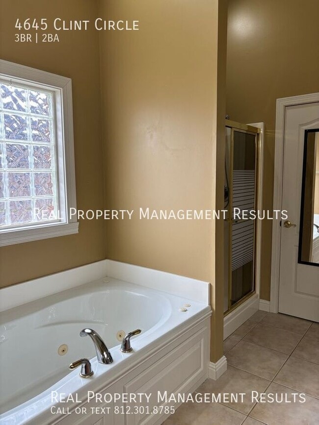 Building Photo - 4645 Clint Cir