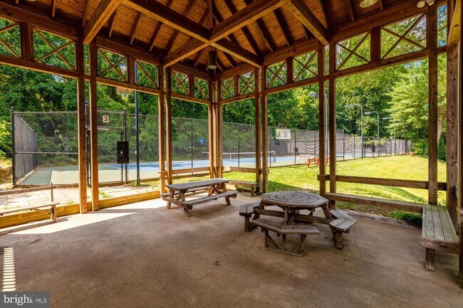 Building Photo - 3416 Barkley Dr