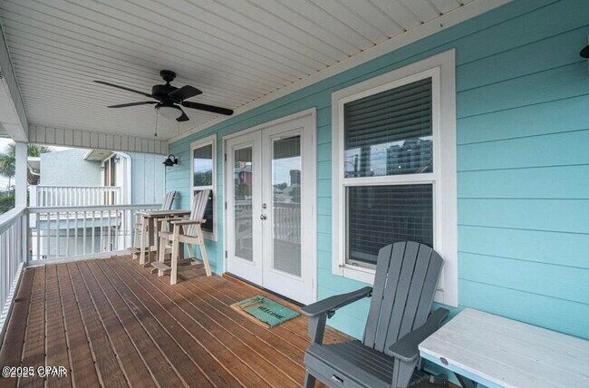 Building Photo - 6320 Beach Dr