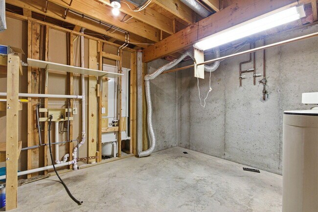 Building Photo - 1110 Brookedale Ct
