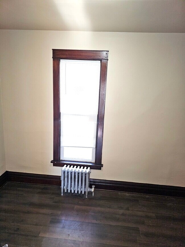 Building Photo - 11118 S Edbrooke Ave