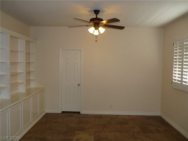 Building Photo - 7845 S Meadow Creek