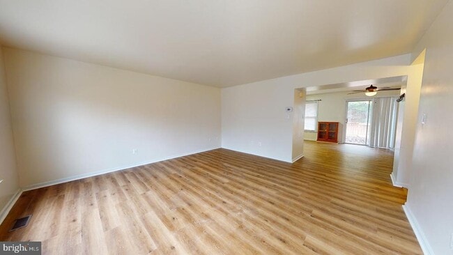 Building Photo - 110 Rolling Hill Ct