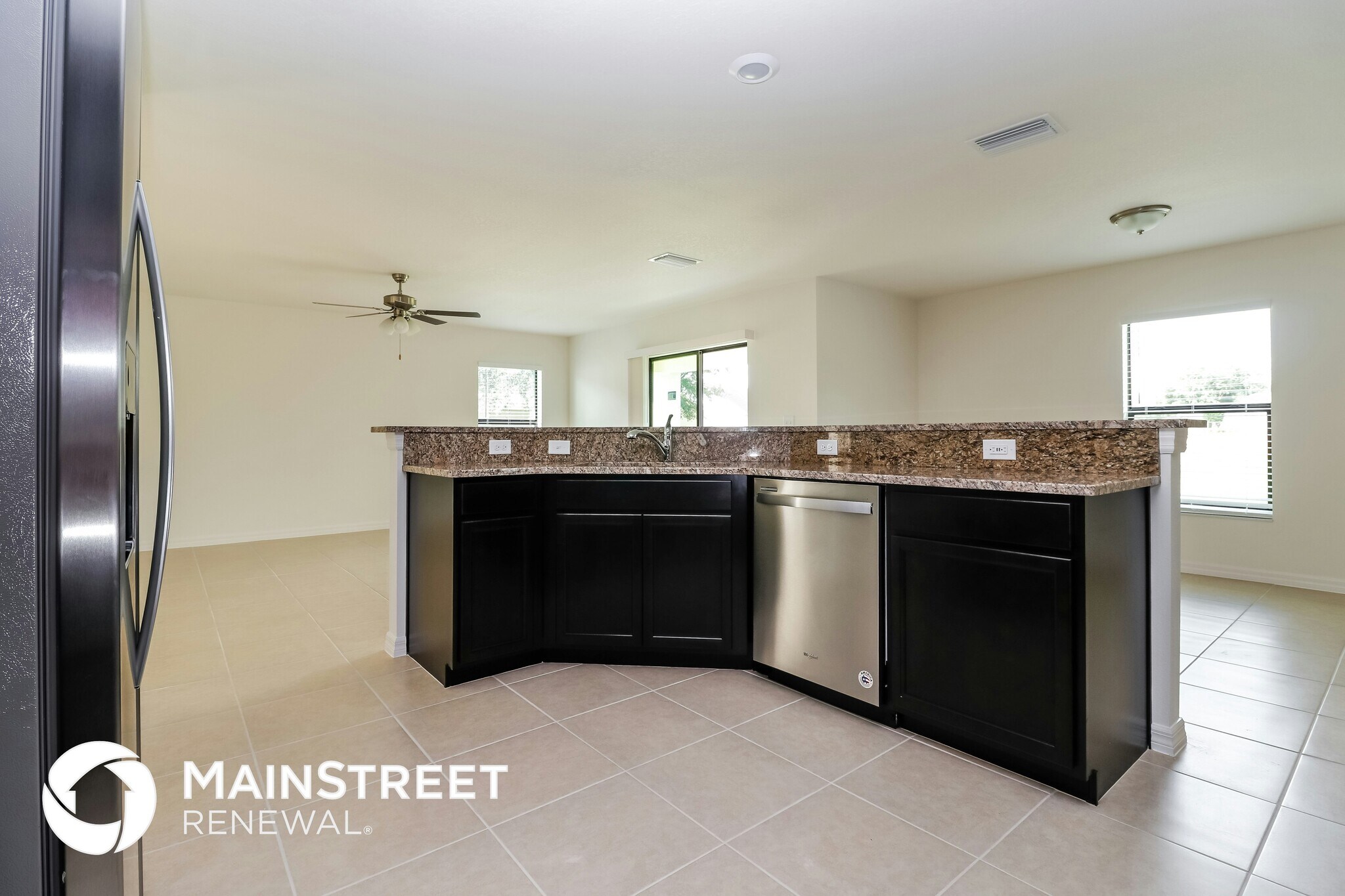 Building Photo - 8229 Silverbell Loop