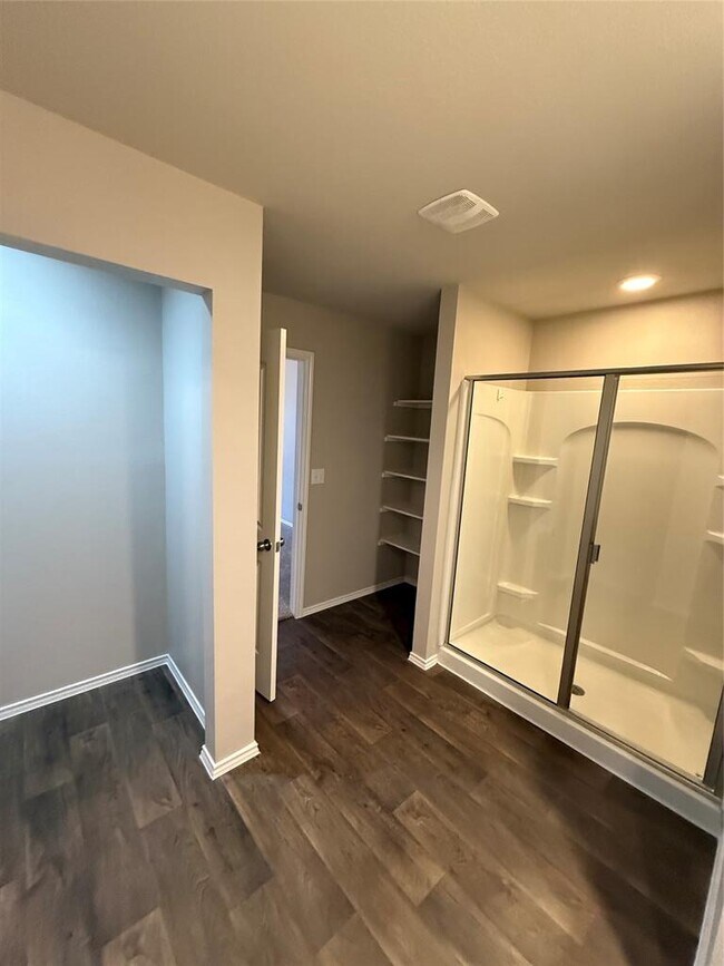 Building Photo - 13105 Brahmin Dr