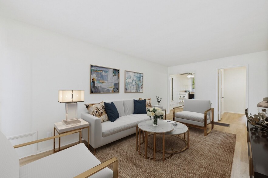 Building Photo - Banner Circle Apartments