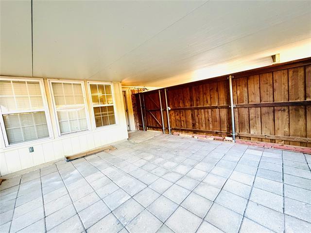 Building Photo - 2220 College Pkwy