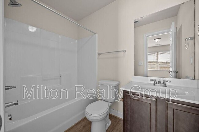 Building Photo - 62 River Stancil Dr