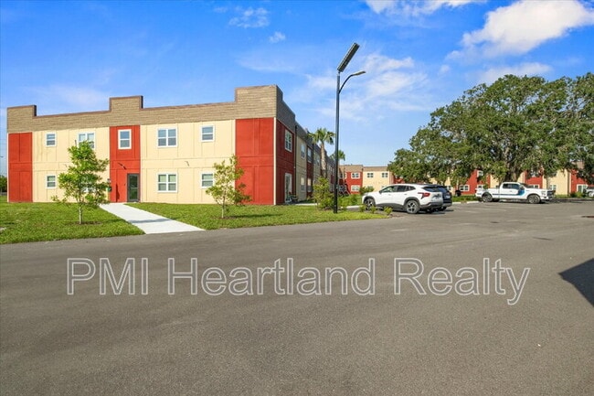 Building Photo - 260 Spanish Moss Cir