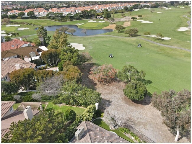 Building Photo - Single Level Golf Course Stunning Home Dana Point!