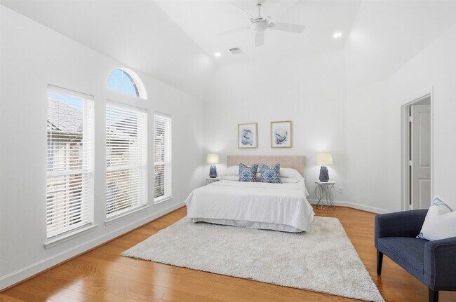 Building Photo - 1110 Birdsall St