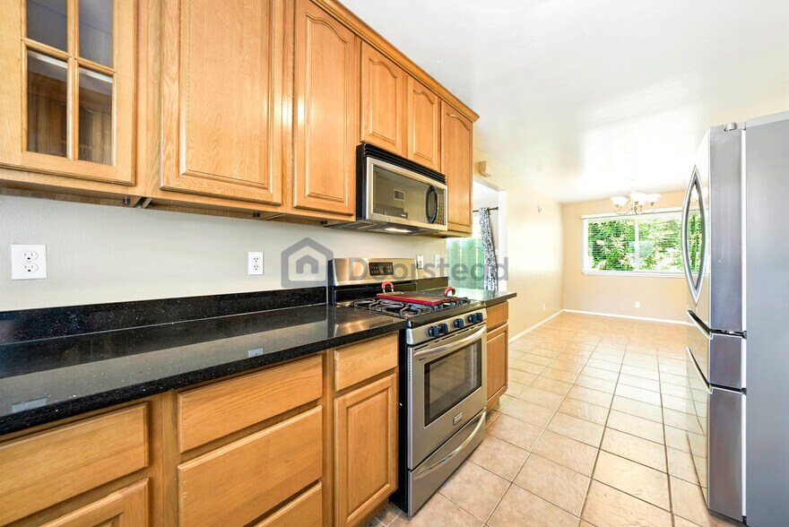 Building Photo - 709 Pope Dr